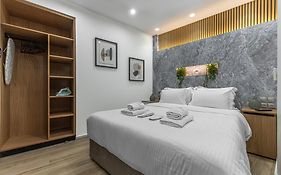 Stylish Living-Avra